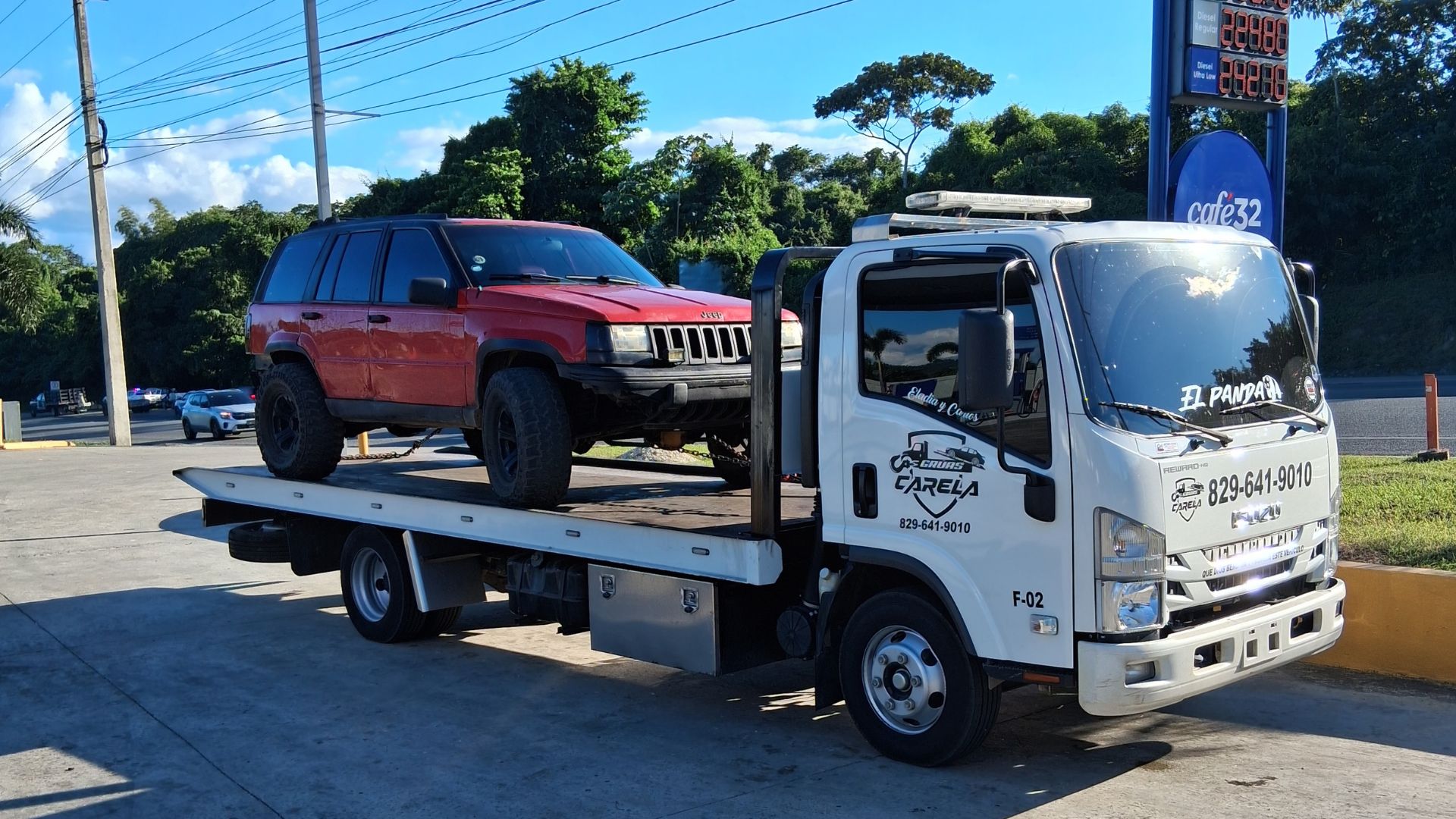 Flota de Grúas Carela en República Dominicana